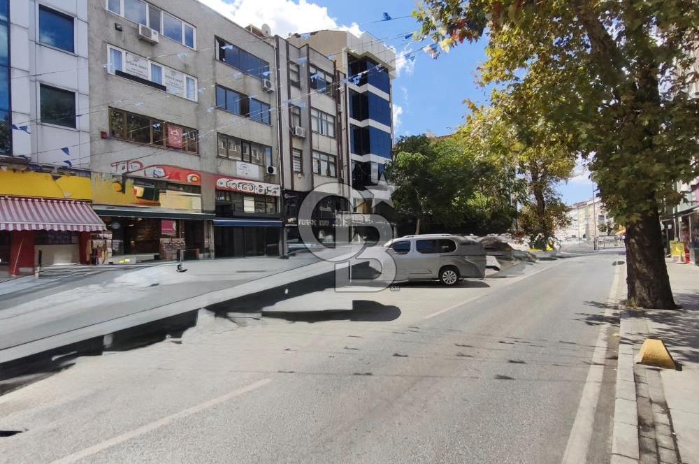 Hasanpaşa Merkezde Ana Cadde Üstü 80 M2 Düz Giriş Satılık Dükkan