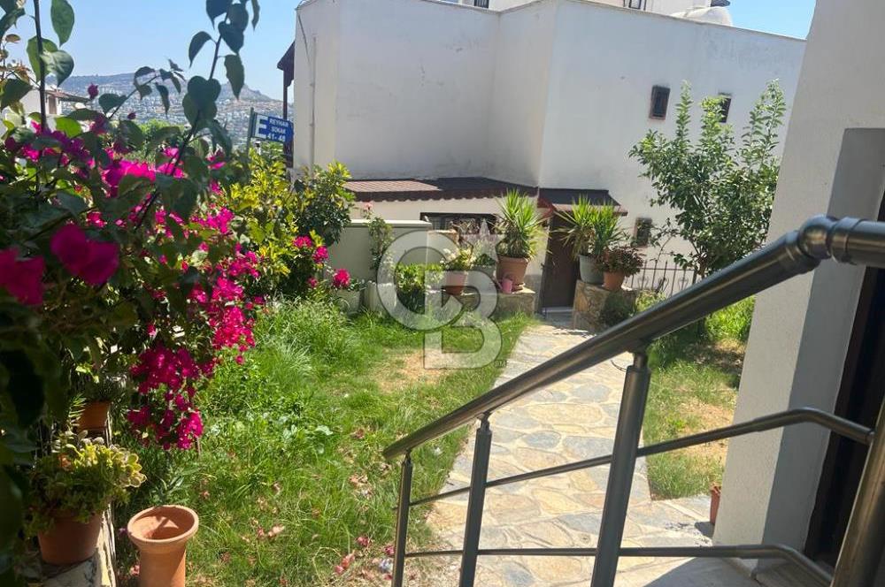 Bodrum Gündoğanda Havuzlu Site içinde 230 M2 4+2 Satılık Villa