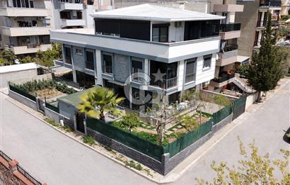 BORNOVA ATATÜRKTE 6+1 LÜKS VİLLA