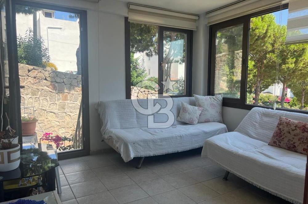 Bodrum Gündoğanda Havuzlu Site içinde 230 M2 4+2 Satılık Villa