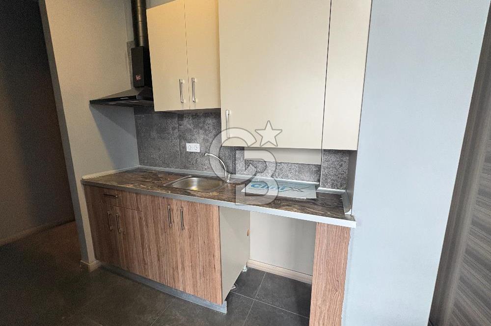 KARTAL CEVİZLİ MAH.VENSA PLAZADA 1+1 KİRALIK OFİS