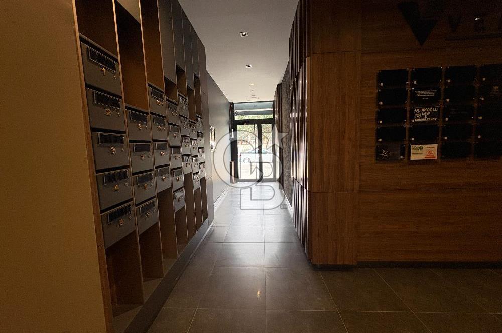 KARTAL CEVİZLİ MAH.VENSA PLAZADA 1+1 KİRALIK OFİS