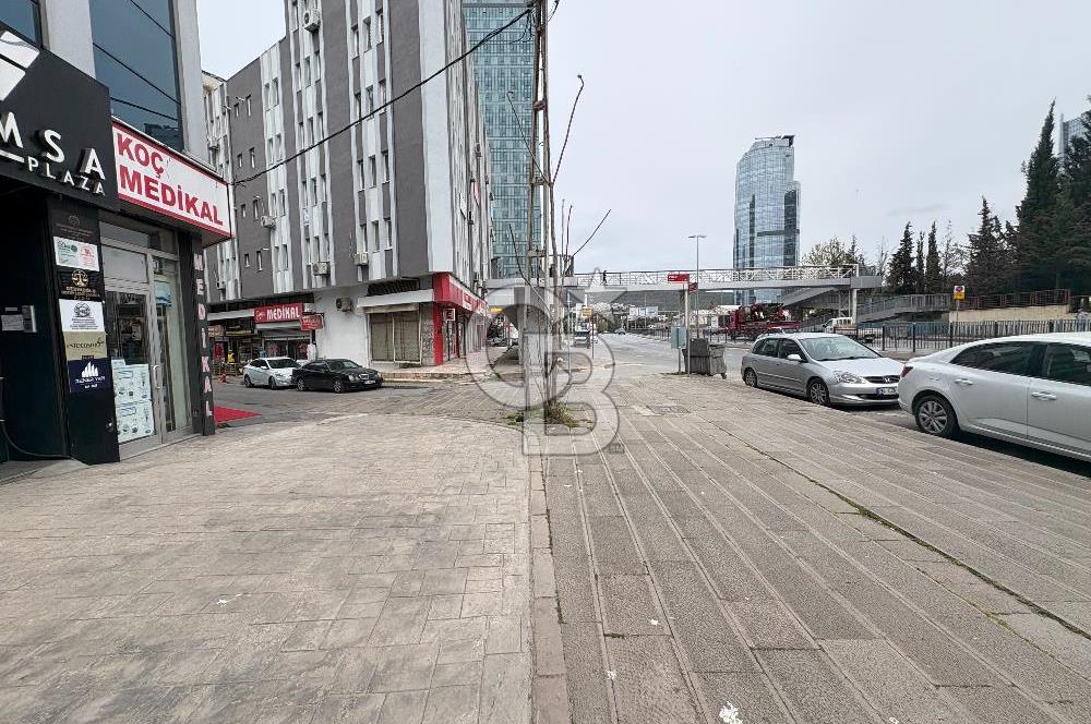 KARTAL CEVİZLİ MAH.VENSA PLAZADA 1+1 KİRALIK OFİS
