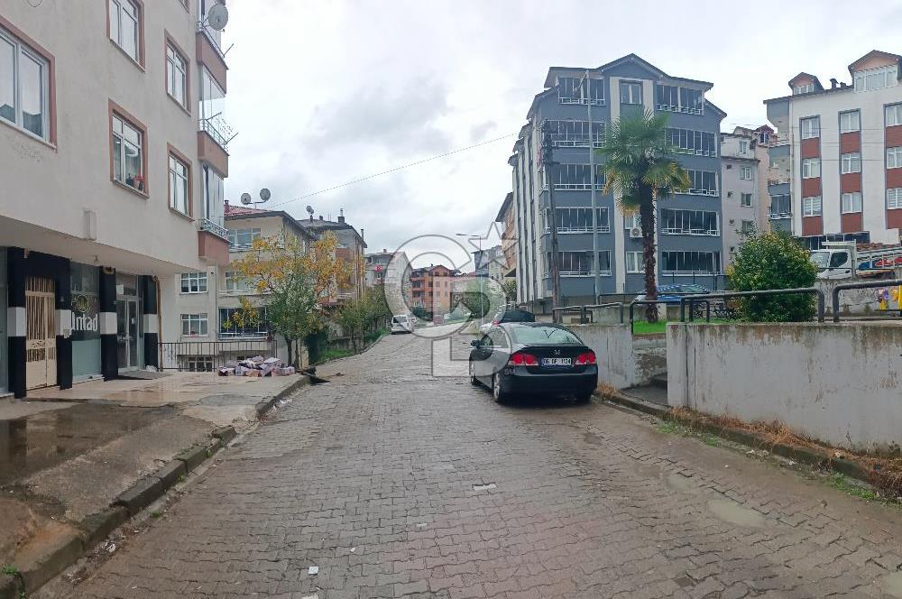 ŞİRİNEVLER MAHALLESİ'NDE KİRALIK KÖŞEBAŞI İŞYERİ