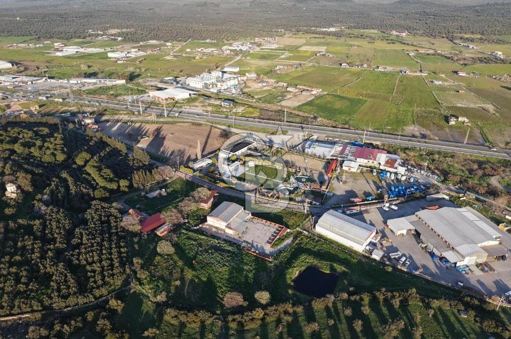 AYVALIKTA KİRALIK DEPO & FABRİKA BİNASI GENİŞ KULLANIM ALANI