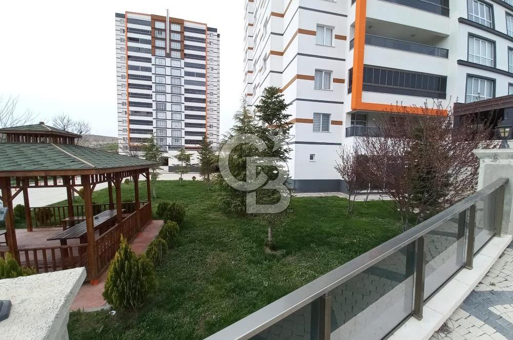 EŞYALI 4+1 KİRALIK DAİRE. HAVUZ-HAMAM-SAUNA-FİTNESS-7/24GÜVENLİK