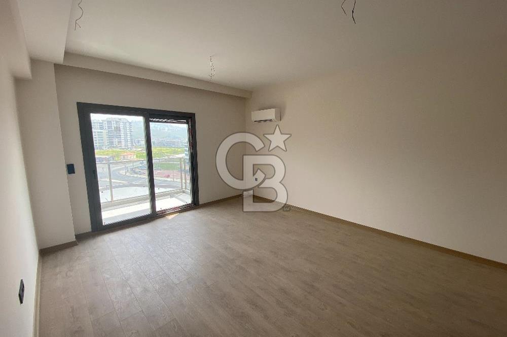 ULUKENT OMNİA SİTESİNDE SATILIK 2+1 GENİŞ, FERAH DAİRE