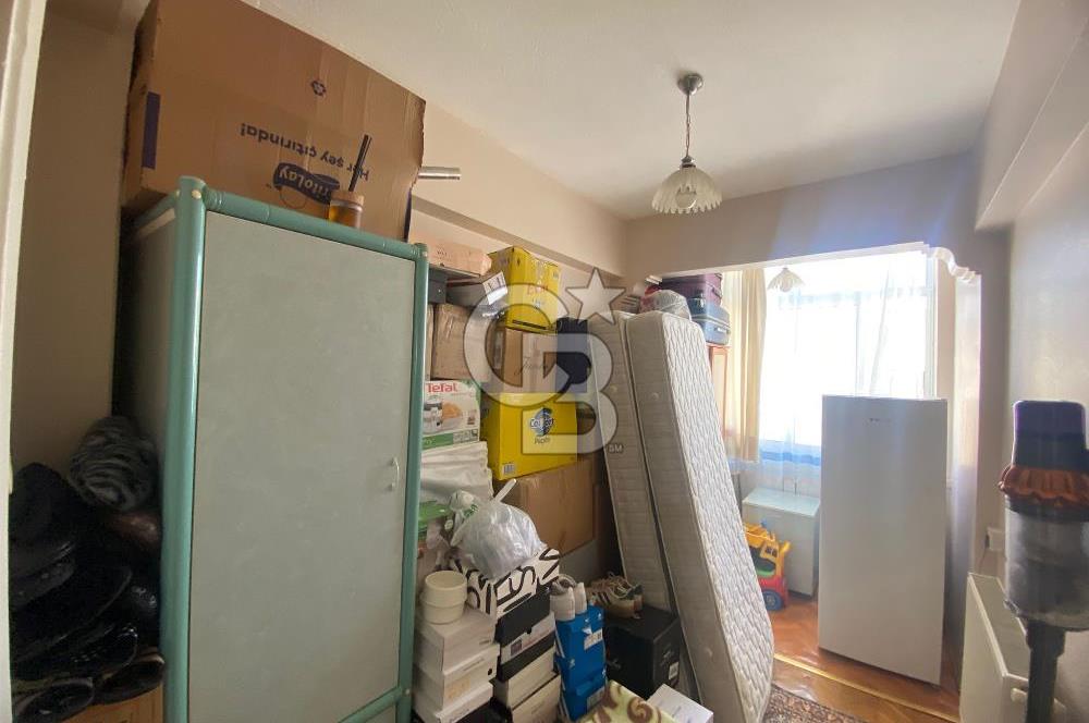 KARŞIYAKA DEDEBAŞI GONCALAR CAMİ SOKAĞINDA MERKEZİ 3+1 SATILIK DAİRE 