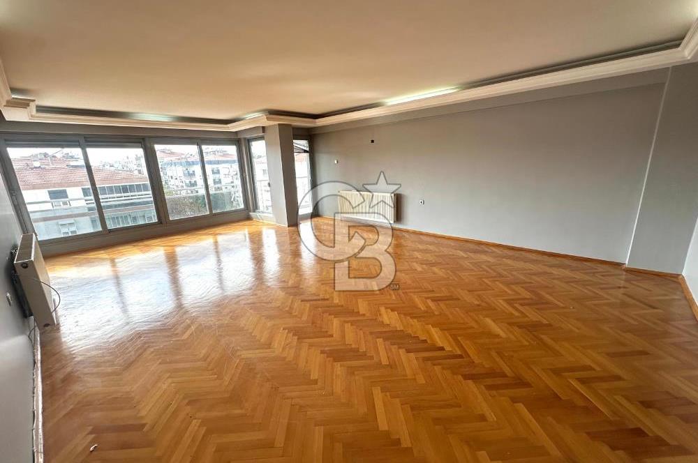 Karşıyaka Girne Bulvarı Yakını Köşe Konumlu 3+1 Satılık Daire