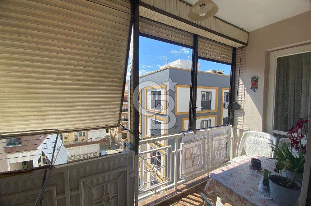 KARŞIYAKA DEDEBAŞI GONCALAR CAMİ SOKAĞINDA MERKEZİ 3+1 SATILIK DAİRE 