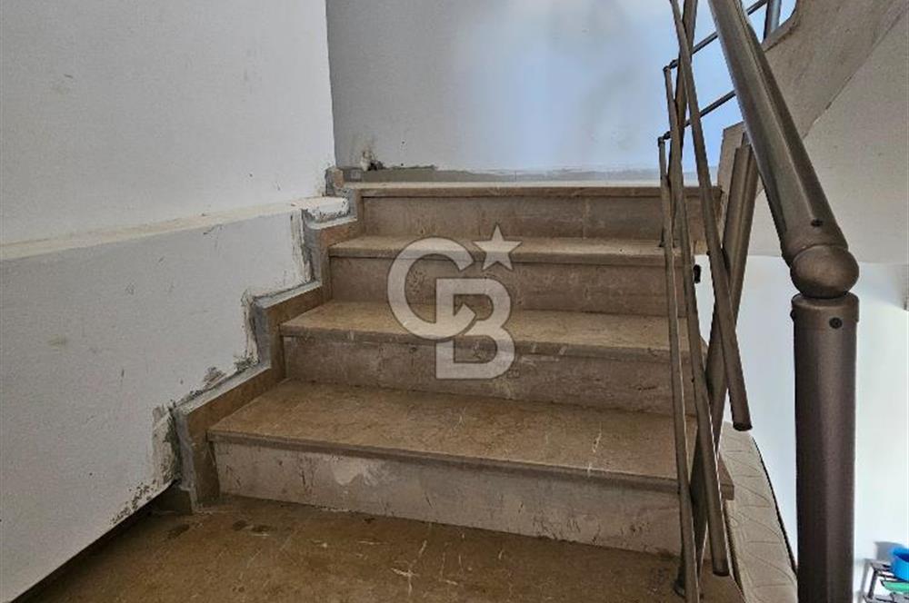 Fethiye Karaçulha'da Deniz Manzaralı 4+1 Çatı Dubleks