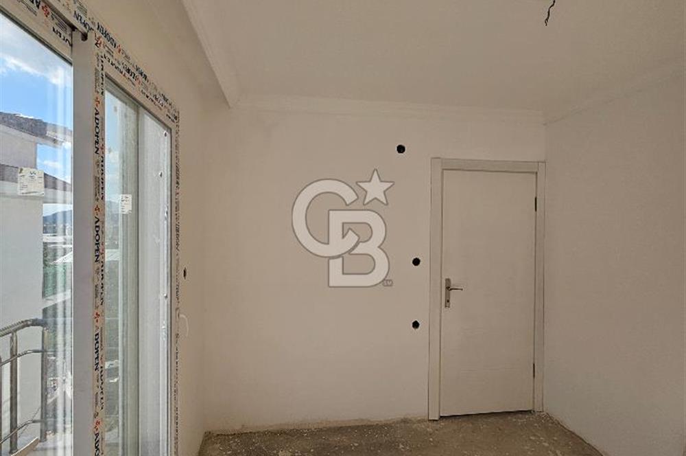 Fethiye Karaçulha'da Deniz Manzaralı 4+1 Çatı Dubleks