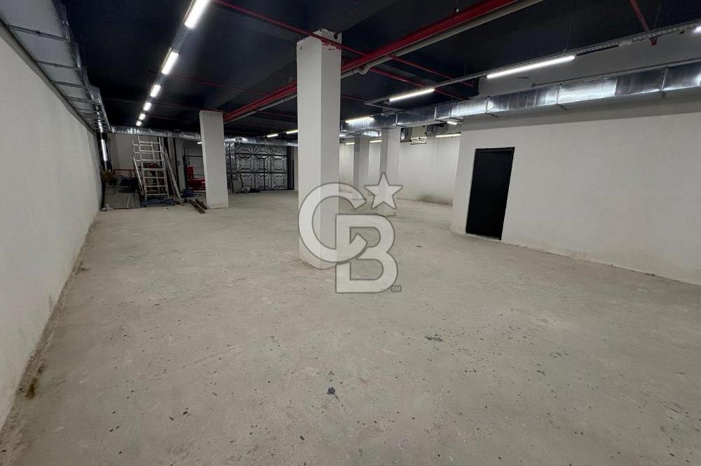 FERHATPAŞA'DA İMALAT & DEPOLAMAYA UYGUN KİRALIK YENİ PLAZA