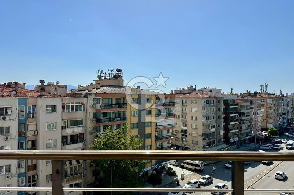 KARŞIYAKA'DA GÜN SAZAK BULVARI ÜZERİ KİRALIK 3+1 DAİRE!