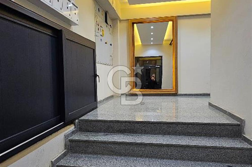 Karabağlar Vatan Mahallesi Asansörlü Yeni Bina 2+1 Kiralık