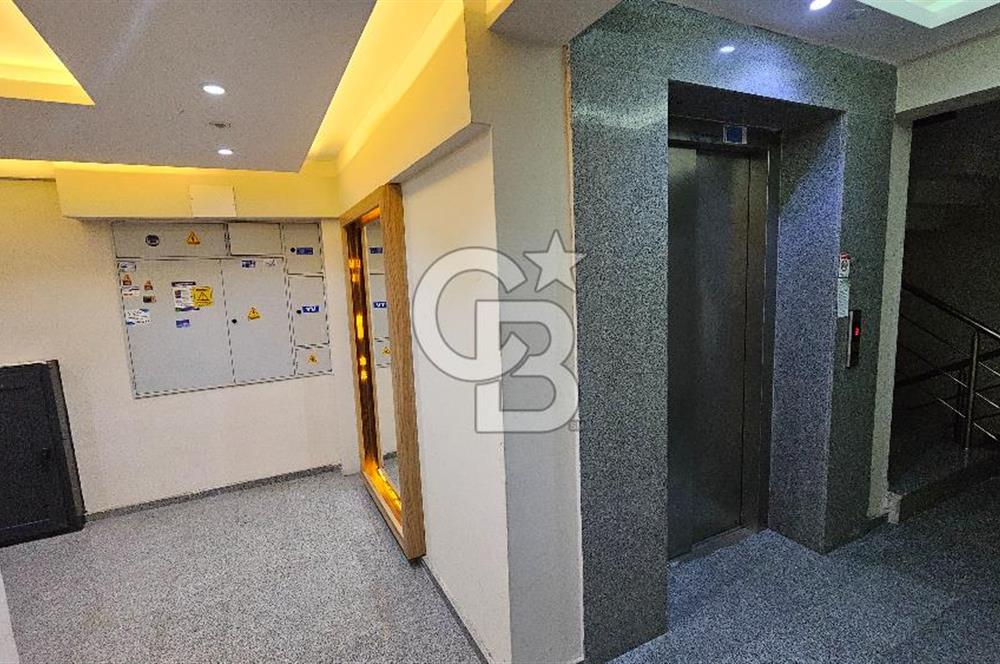 Karabağlar Vatan Mahallesi Asansörlü Yeni Bina 2+1 Kiralık