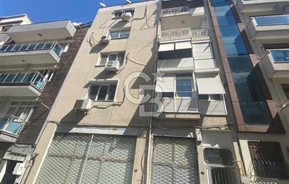 KARŞIYAKA DEDEBAŞI GONCALAR CAMİ SOKAĞINDA MERKEZİ 3+1 SATILIK DAİRE 