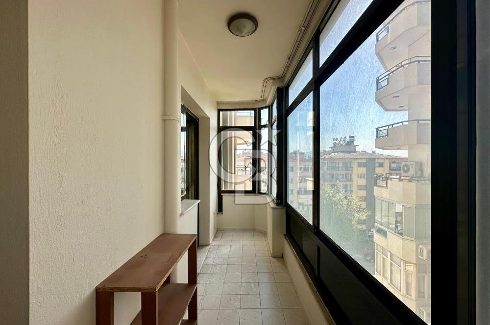 KARŞIYAKA'DA GÜN SAZAK BULVARI ÜZERİ KİRALIK 3+1 DAİRE!