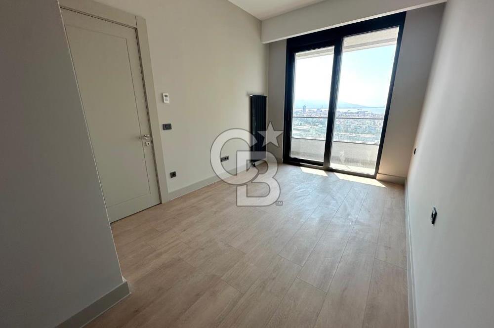 Evora İzmir`de Deniz ve Peyzaj Manzaralı 2+1 Kiralık Daire