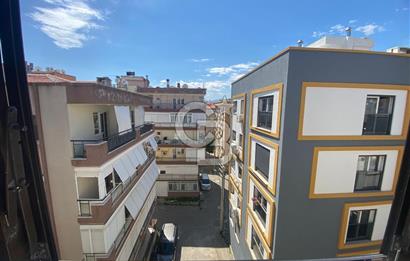 KARŞIYAKA DEDEBAŞI GONCALAR CAMİ SOKAĞINDA MERKEZİ 3+1 SATILIK DAİRE 