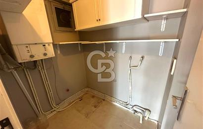 Karşıyaka Girne Bulvarı Yakını Köşe Konumlu 3+1 Satılık Daire