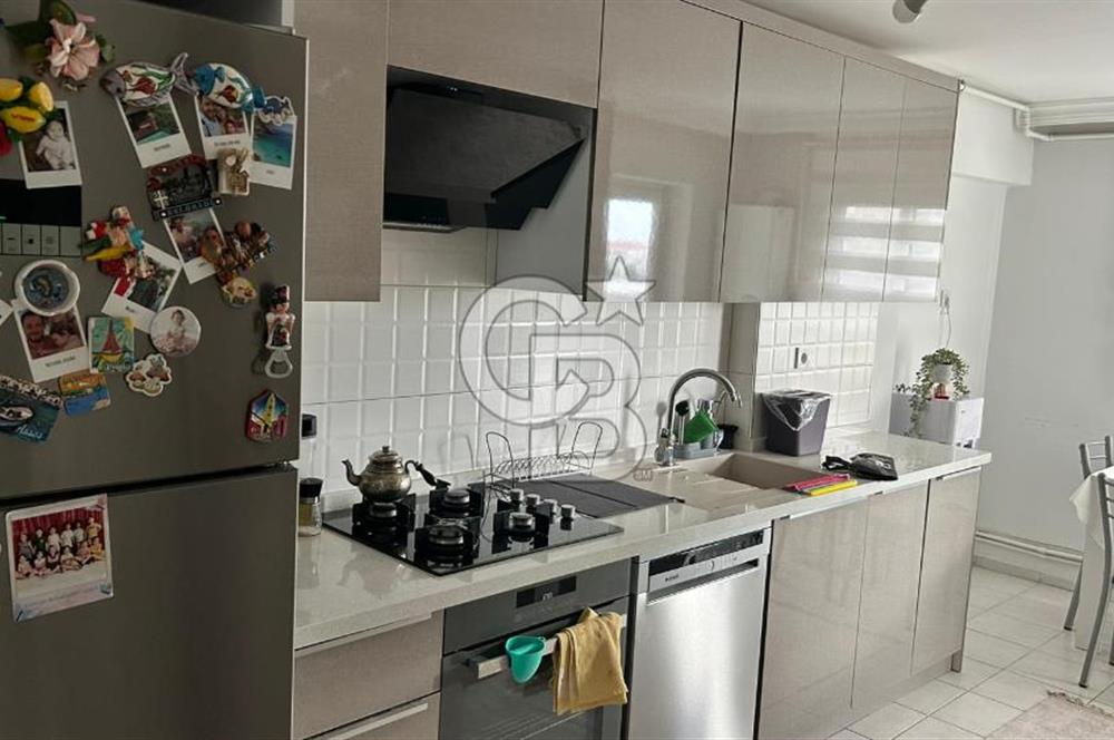 Karşıyaka Bahriye Üçok ta 3+1 kiralık daire