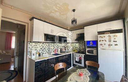 KARŞIYAKA DEDEBAŞI GONCALAR CAMİ SOKAĞINDA MERKEZİ 3+1 SATILIK DAİRE 