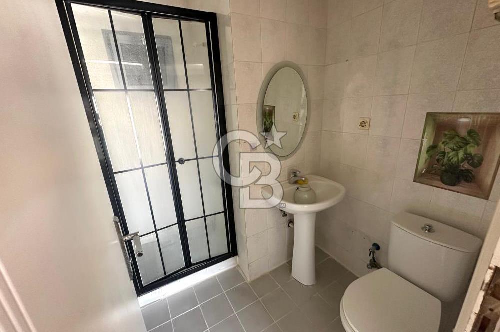 Karşıyaka Girne Bulvarı Yakını Köşe Konumlu 3+1 Satılık Daire