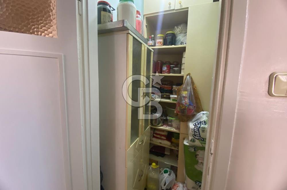 KARŞIYAKA DEDEBAŞI GONCALAR CAMİ SOKAĞINDA MERKEZİ 3+1 SATILIK DAİRE 