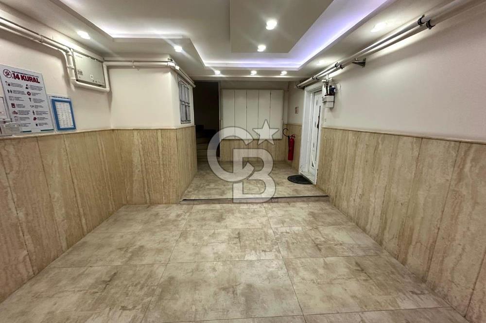 Karşıyaka Girne Bulvarı Yakını Köşe Konumlu 3+1 Satılık Daire