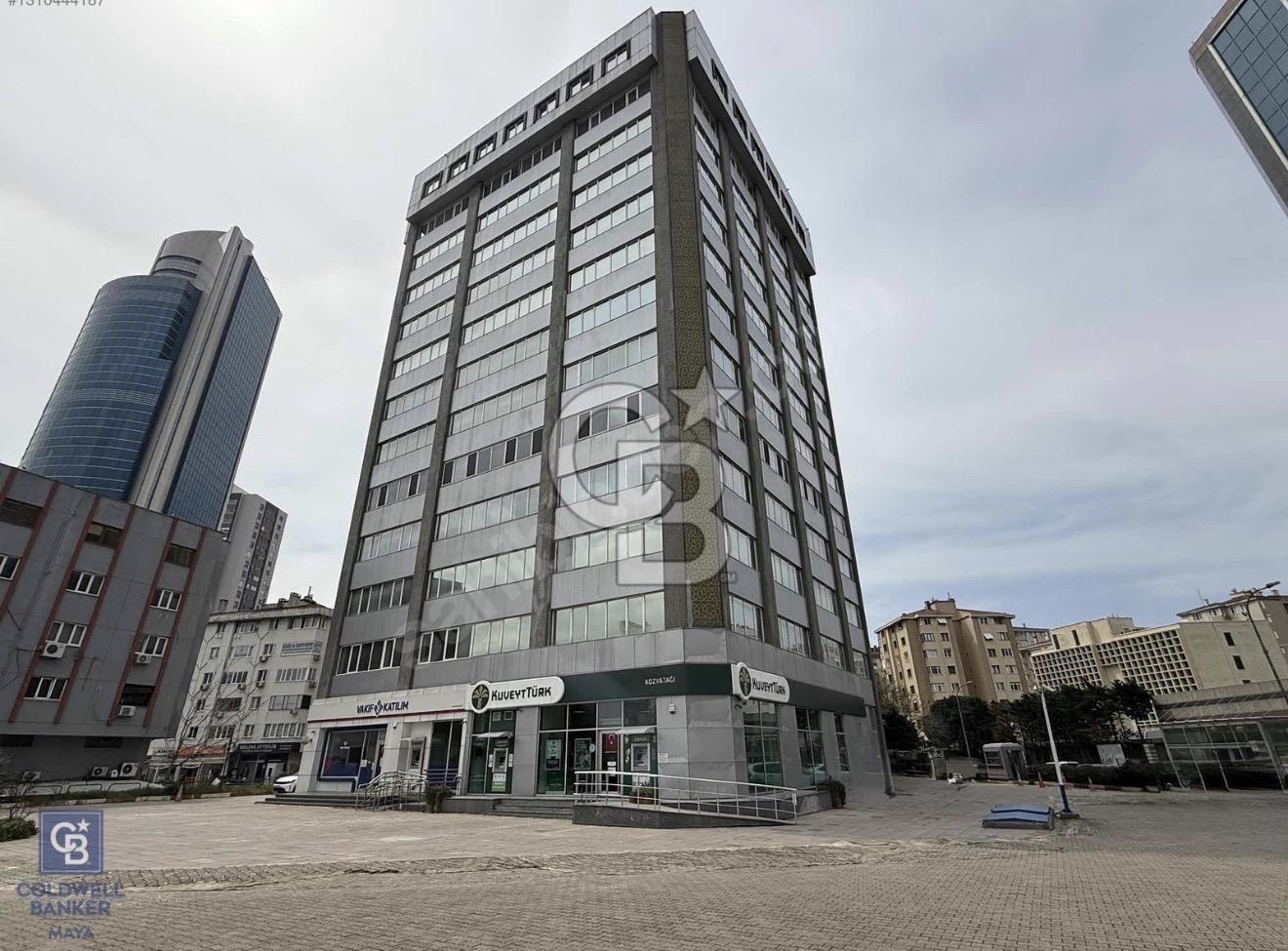KOZYATAĞI ŞAŞMAZ PLAZA’DA METRO ÖNÜ 840 m² KİRALIK PRESTİJLİ OFİS KATI