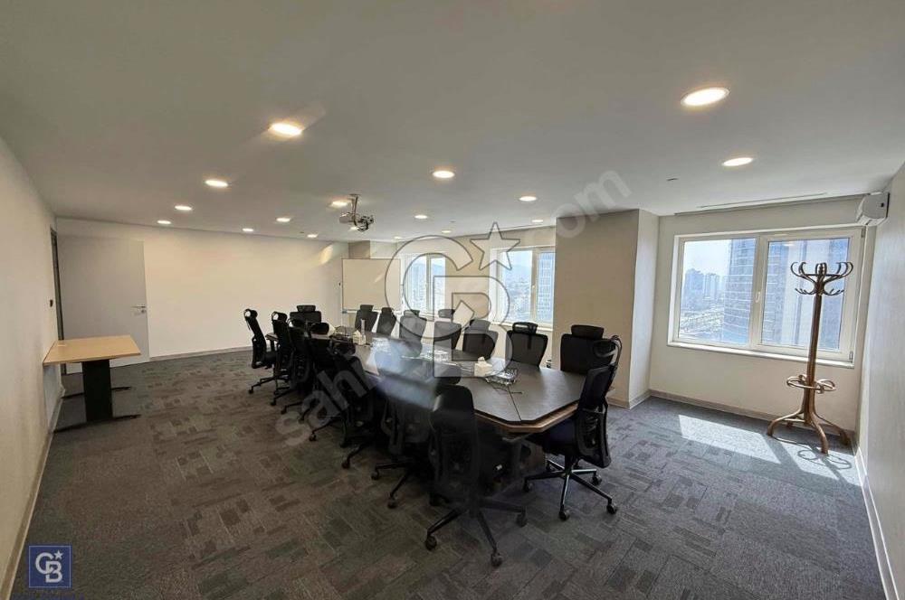 KOZYATAĞI ŞAŞMAZ PLAZA’DA METRO ÖNÜ 840 m² KİRALIK PRESTİJLİ OFİS KATI