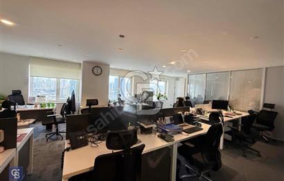 KOZYATAĞI ŞAŞMAZ PLAZA’DA METRO ÖNÜ 840 m² KİRALIK PRESTİJLİ OFİS KATI