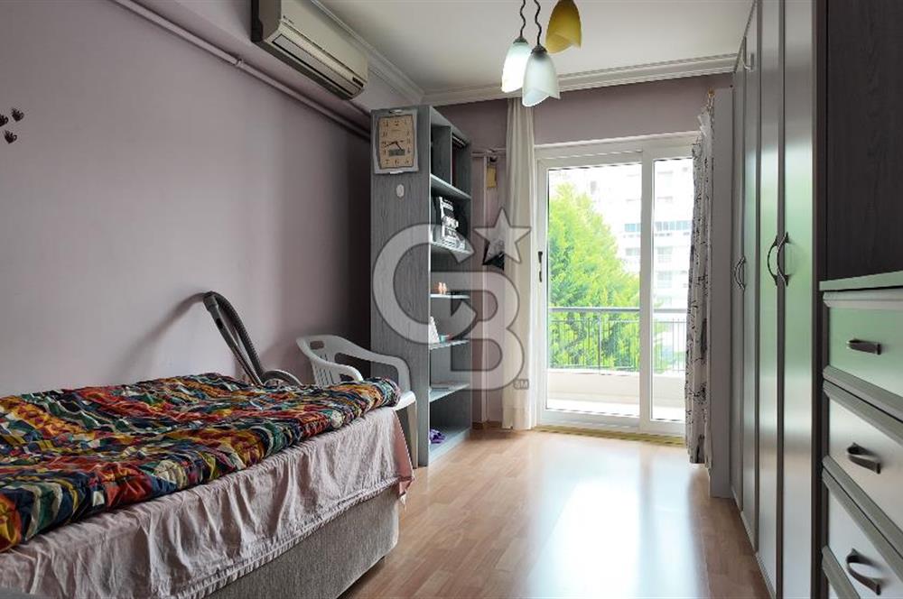 ŞEMİKLER YALI MAHALLESİNDE 4+1 GENİŞ VE KONFORLU SATILIK DAİRE