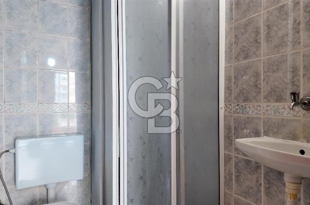 ŞEMİKLER YALI MAHALLESİNDE 4+1 GENİŞ VE KONFORLU SATILIK DAİRE