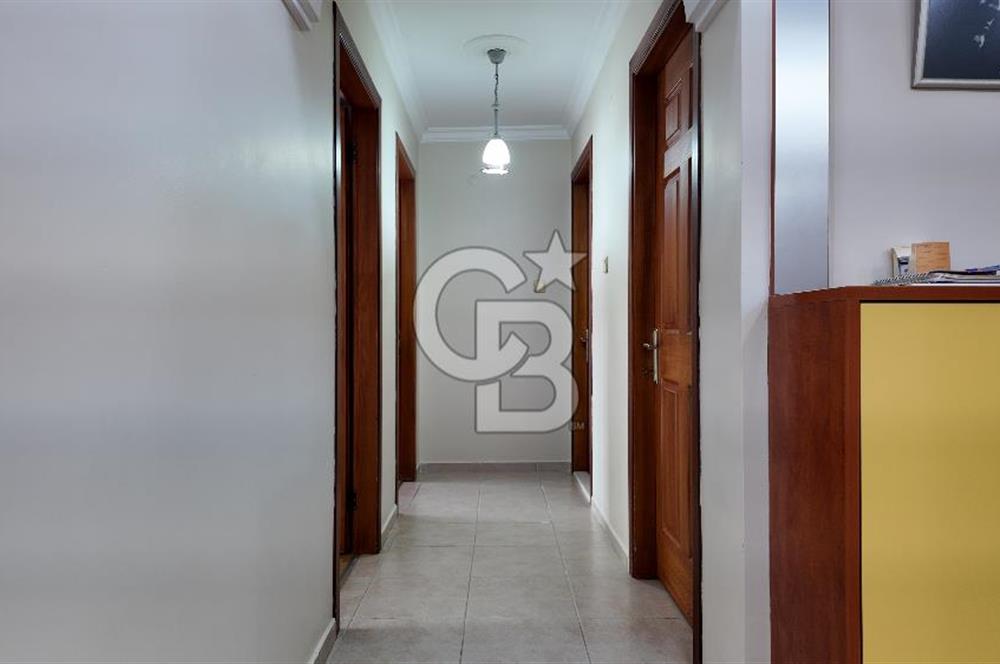 ŞEMİKLER YALI MAHALLESİNDE 4+1 GENİŞ VE KONFORLU SATILIK DAİRE