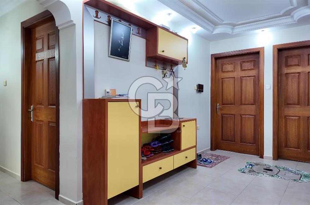 ŞEMİKLER YALI MAHALLESİNDE 4+1 GENİŞ VE KONFORLU SATILIK DAİRE