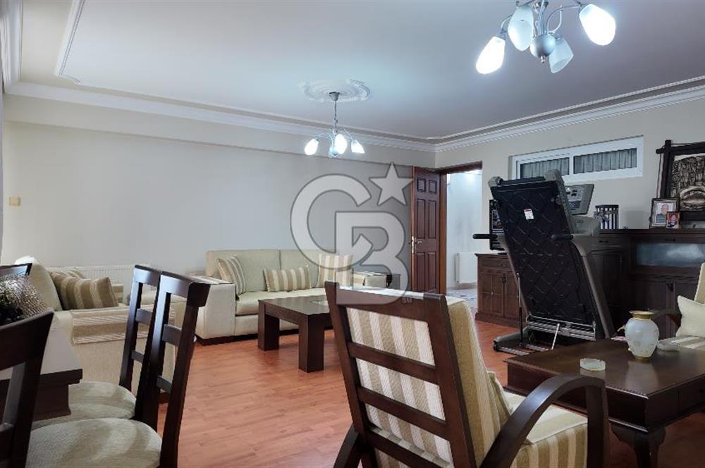 ŞEMİKLER YALI MAHALLESİNDE 4+1 GENİŞ VE KONFORLU SATILIK DAİRE