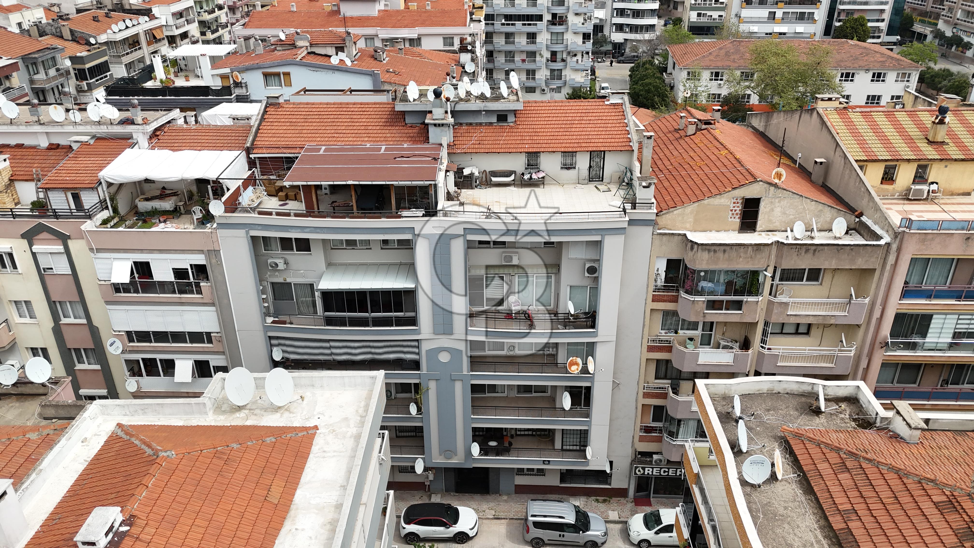 ŞEMİKLER YALI MAHALLESİNDE 4+1 GENİŞ VE KONFORLU SATILIK DAİRE
