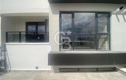 TAŞPINAR' DA SIFIR BİNA GİRİŞ KAT BAHÇE KULLANIMLI KİRALIK 1+1