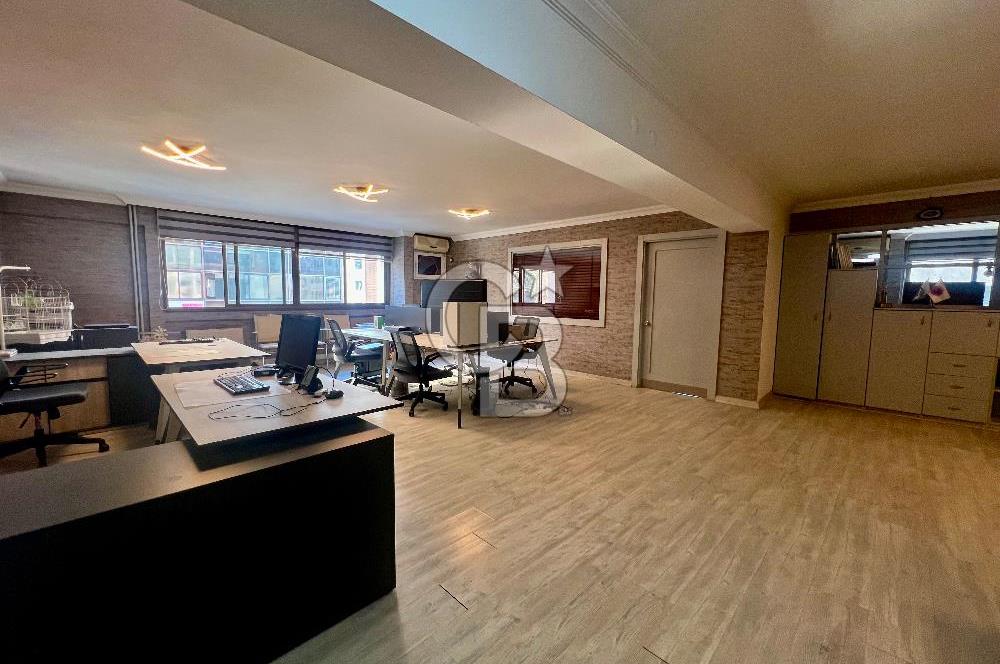 Şair Eşref Bulvarında 128 m2 Kapalı Otoparklı Satılık Ofis