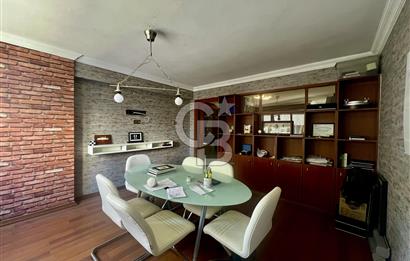 Şair Eşref Bulvarında 128 m2 Kapalı Otoparklı Satılık Ofis