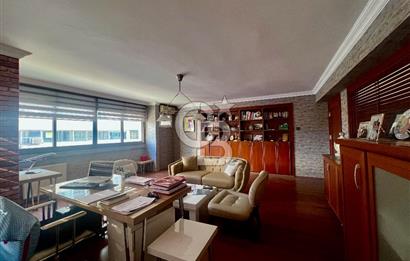 Şair Eşref Bulvarında 128 m2 Kapalı Otoparklı Satılık Ofis