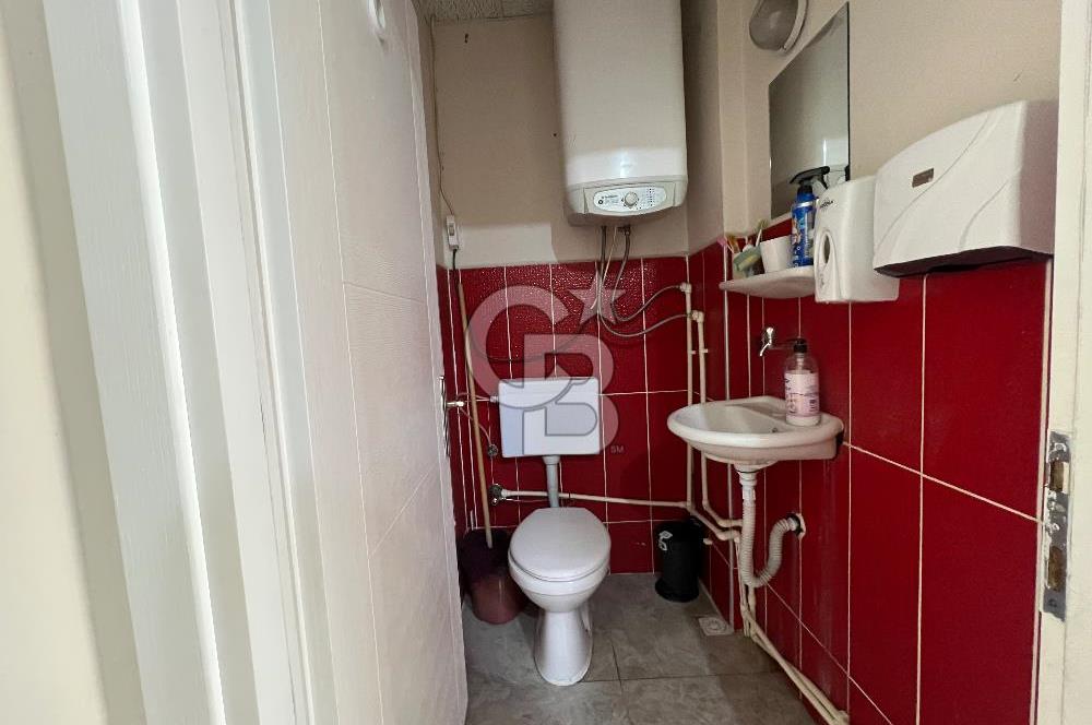 Bostanlıda köşe konumda kiralık dükkan