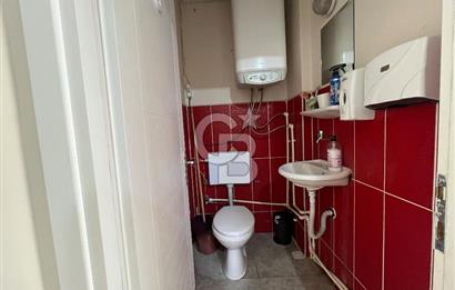 Bostanlıda köşe konumda kiralık dükkan