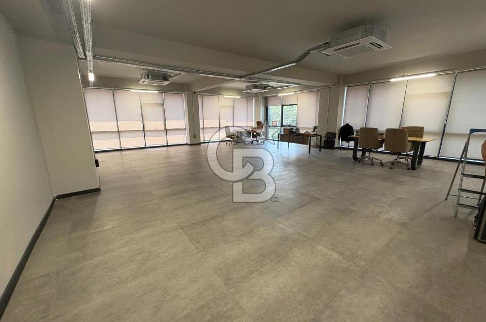 FERHATPAŞA'DA İMALAT & DEPOLAMAYA UYGUN KİRALIK YENİ PLAZA