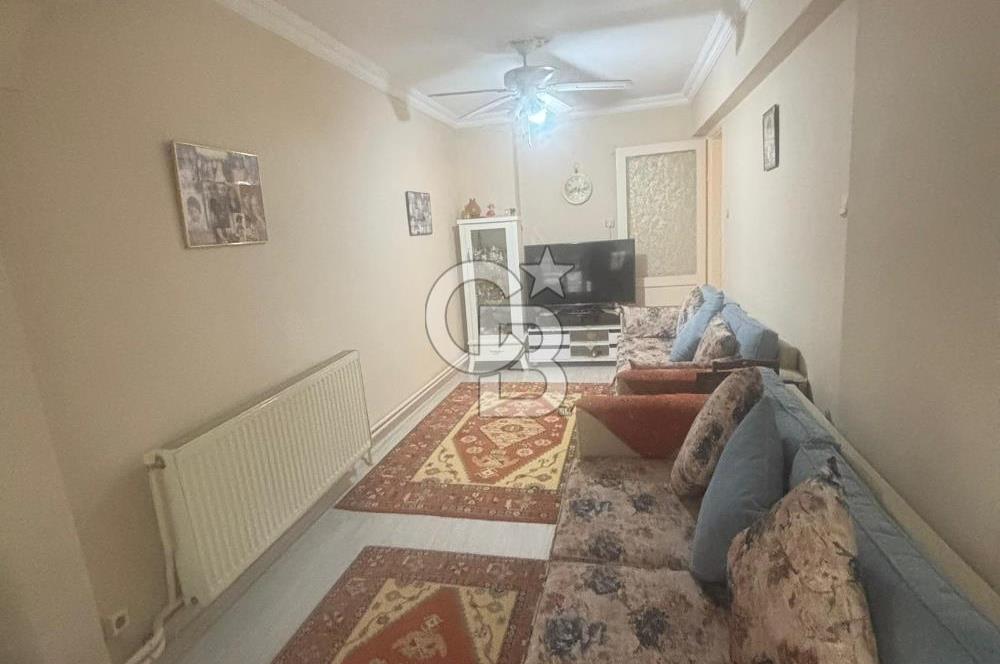 Demokrasi Üni. yakınında deniz manzaralı satılık 3+1 bakımlı daire