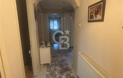 Demokrasi Üni. yakınında deniz manzaralı satılık 3+1 bakımlı daire