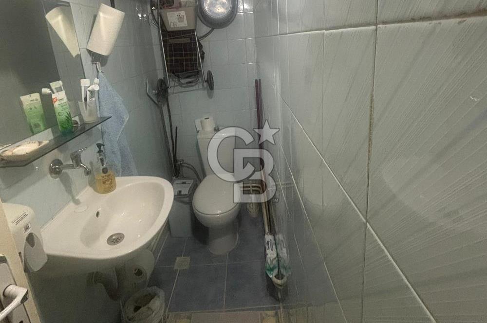 Demokrasi Üni. yakınında deniz manzaralı satılık 3+1 bakımlı daire