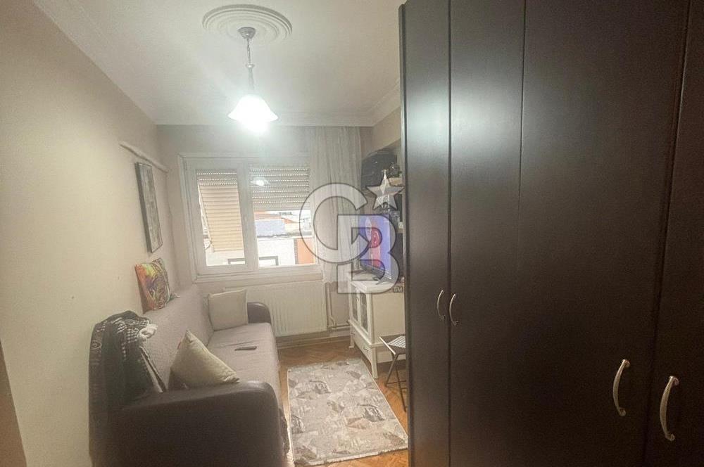 Demokrasi Üni. yakınında deniz manzaralı satılık 3+1 bakımlı daire